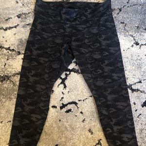 Camo leggings
